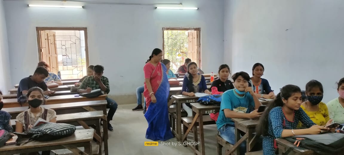 VJRC65076961Student_interaction